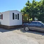 Vacances Familiales Dans Camping Avec Piscine
