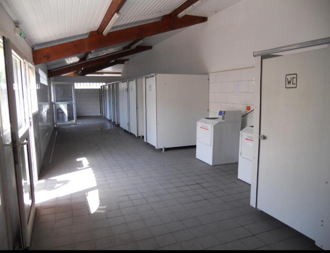Familiales Dans Avec Piscine Campsite Frejus