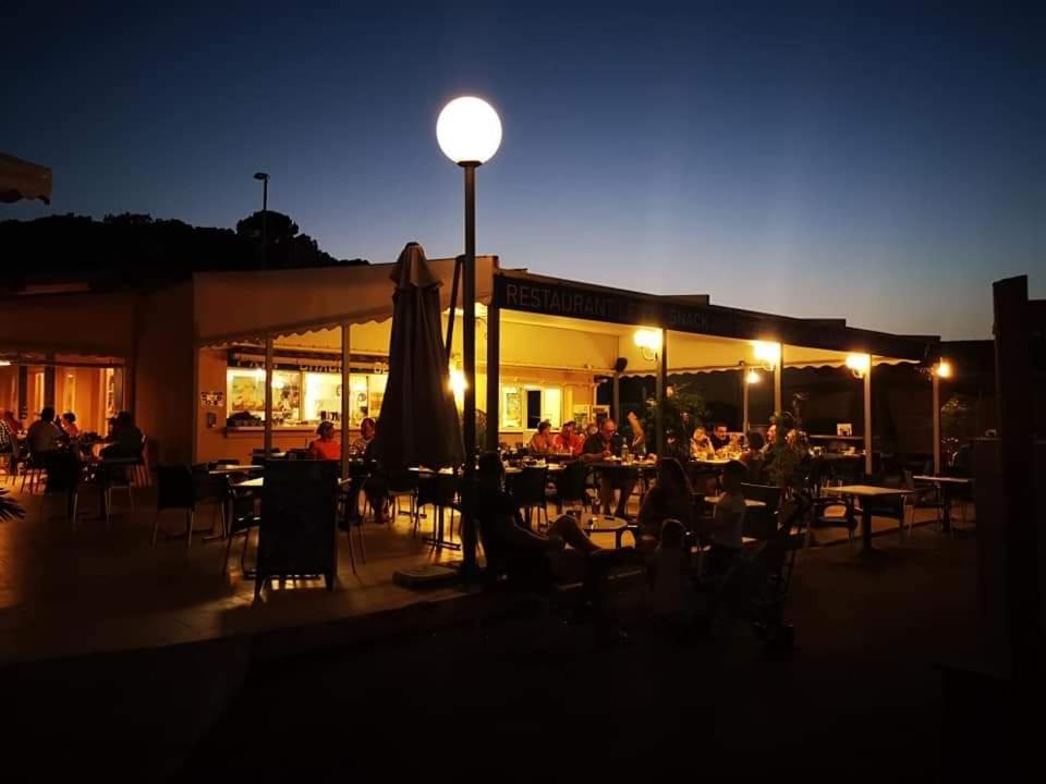 Familiales Dans Avec Piscine * Frejus