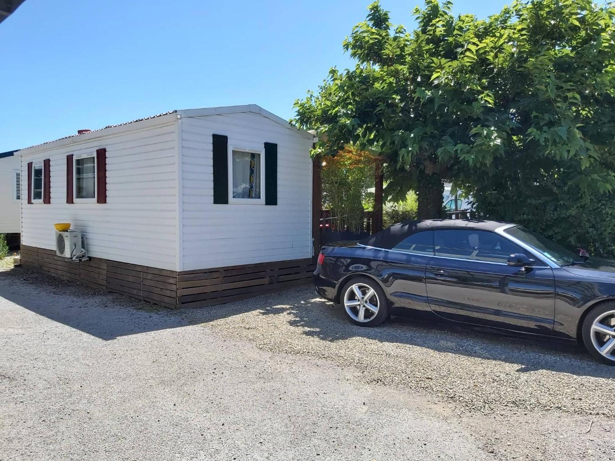 Familiales Dans Avec Piscine Campsite Frejus