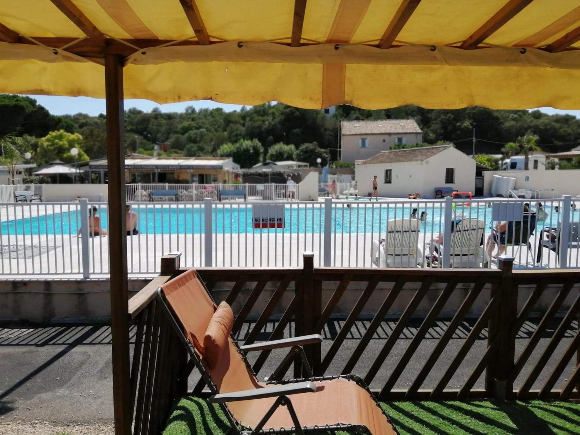 Campsite Familiales Dans Avec Piscine Frejus
