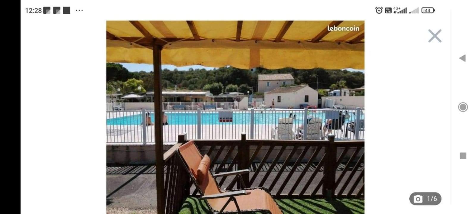 Campsite Familiales Dans Avec Piscine Frejus