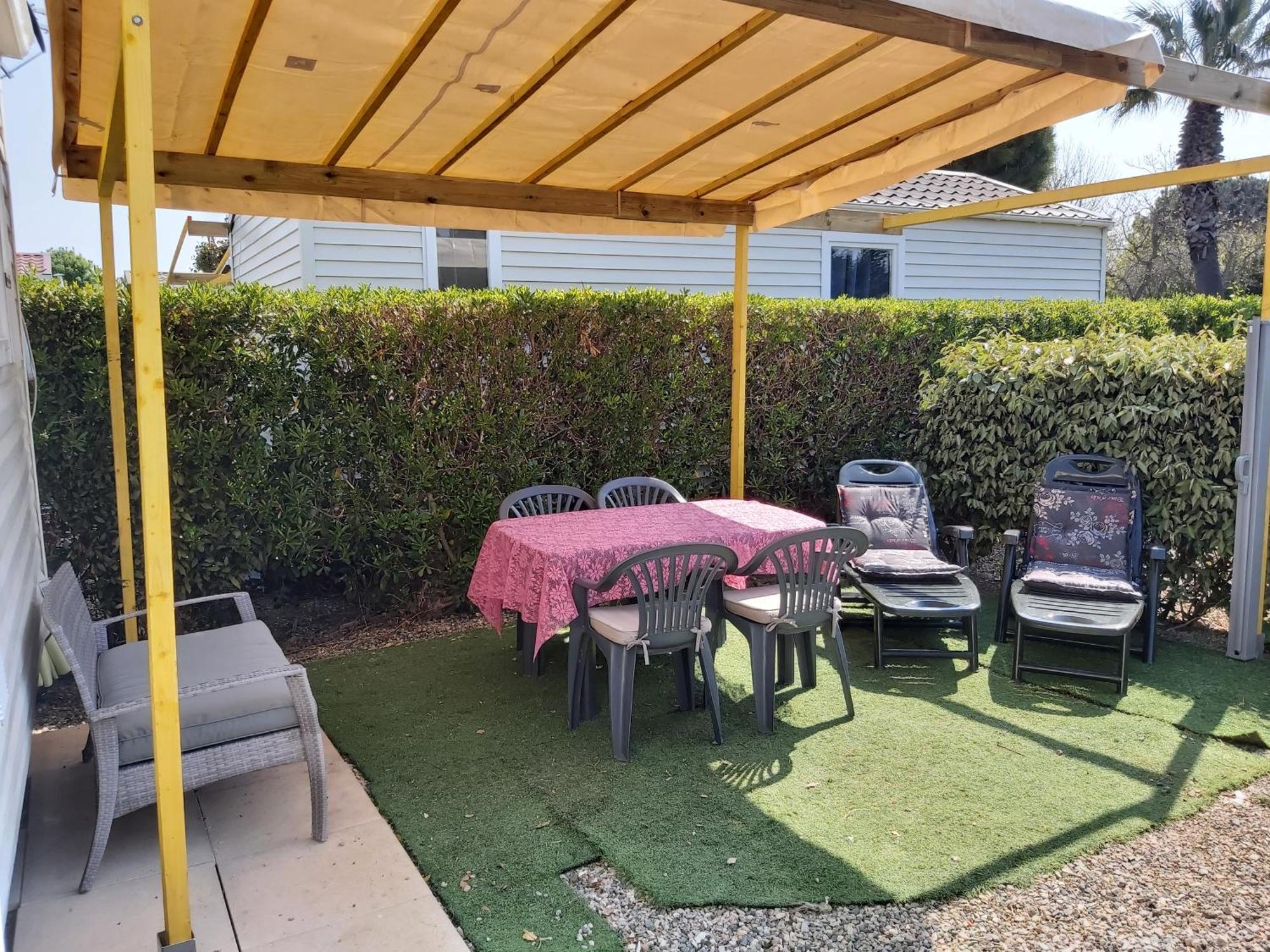 Familiales Dans Avec Piscine Campsite