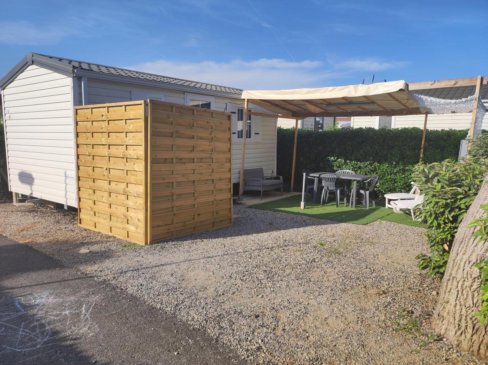Campsite Familiales Dans Avec Piscine *